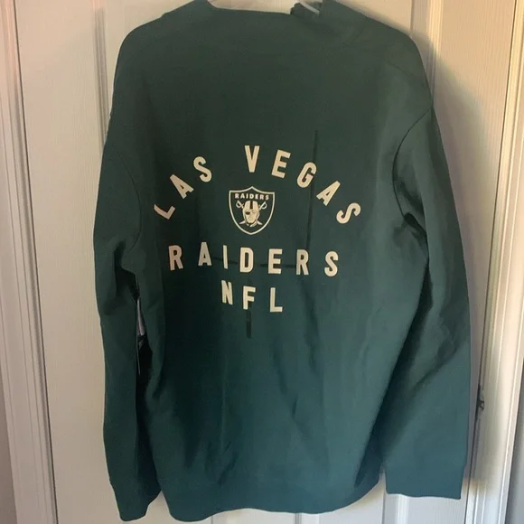 Las Vegas Raiders Pullover - Picture 3 of 3